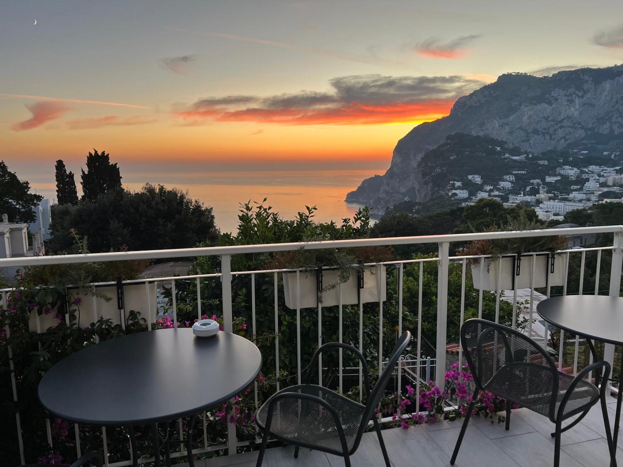 Hotel La Reginella Capri Exterior foto