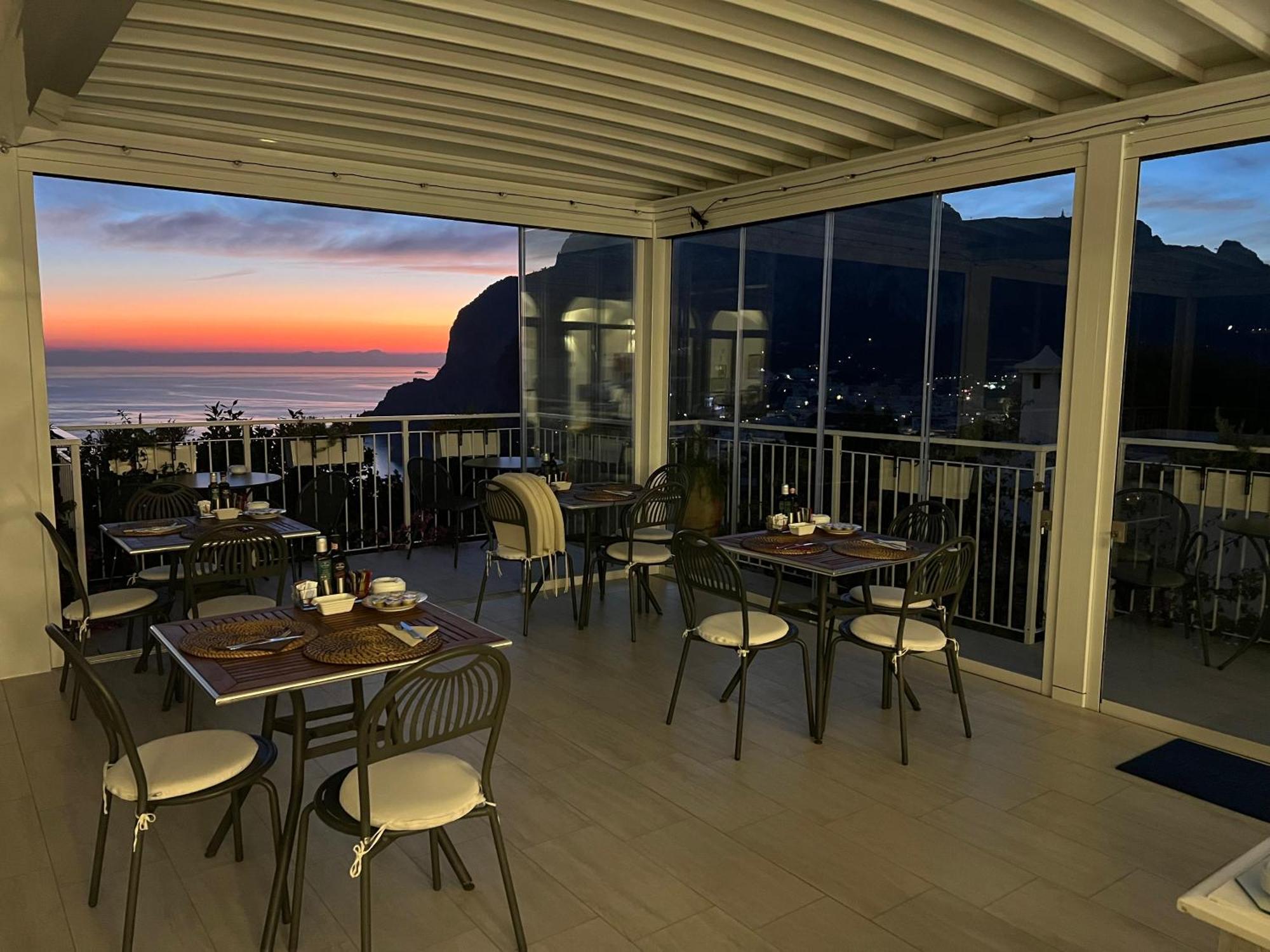 Hotel La Reginella Capri Exterior foto