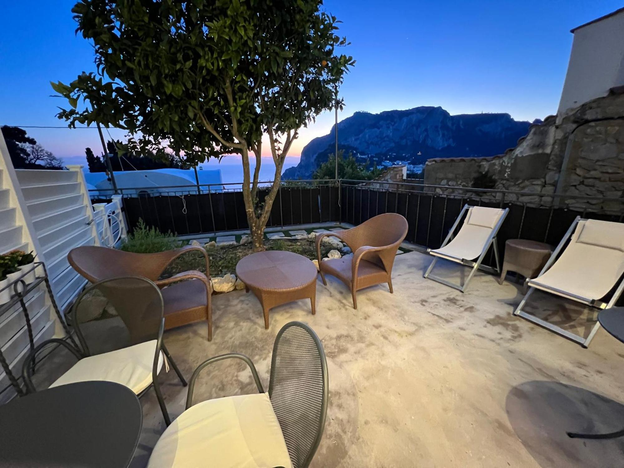 Hotel La Reginella Capri Exterior foto